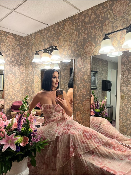 Pearl by Georgina Chapman Dresses & Skirts - Pearl by Georgina Chapman Cream and Pink Floral Tiered Chiffon Maxi Dress